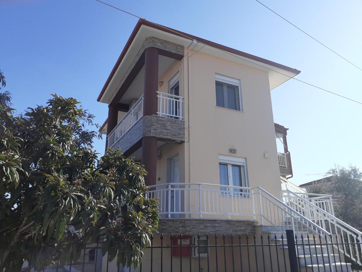 Ferienwohnung Polis΄ House Vrasná Exterior foto