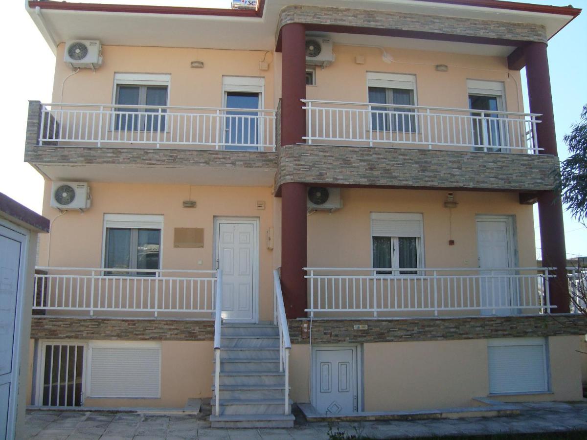 Ferienwohnung Polis΄ House Vrasná Exterior foto