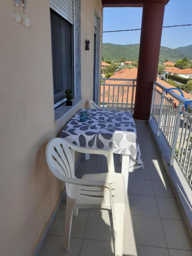 Ferienwohnung Polis΄ House Vrasná Exterior foto